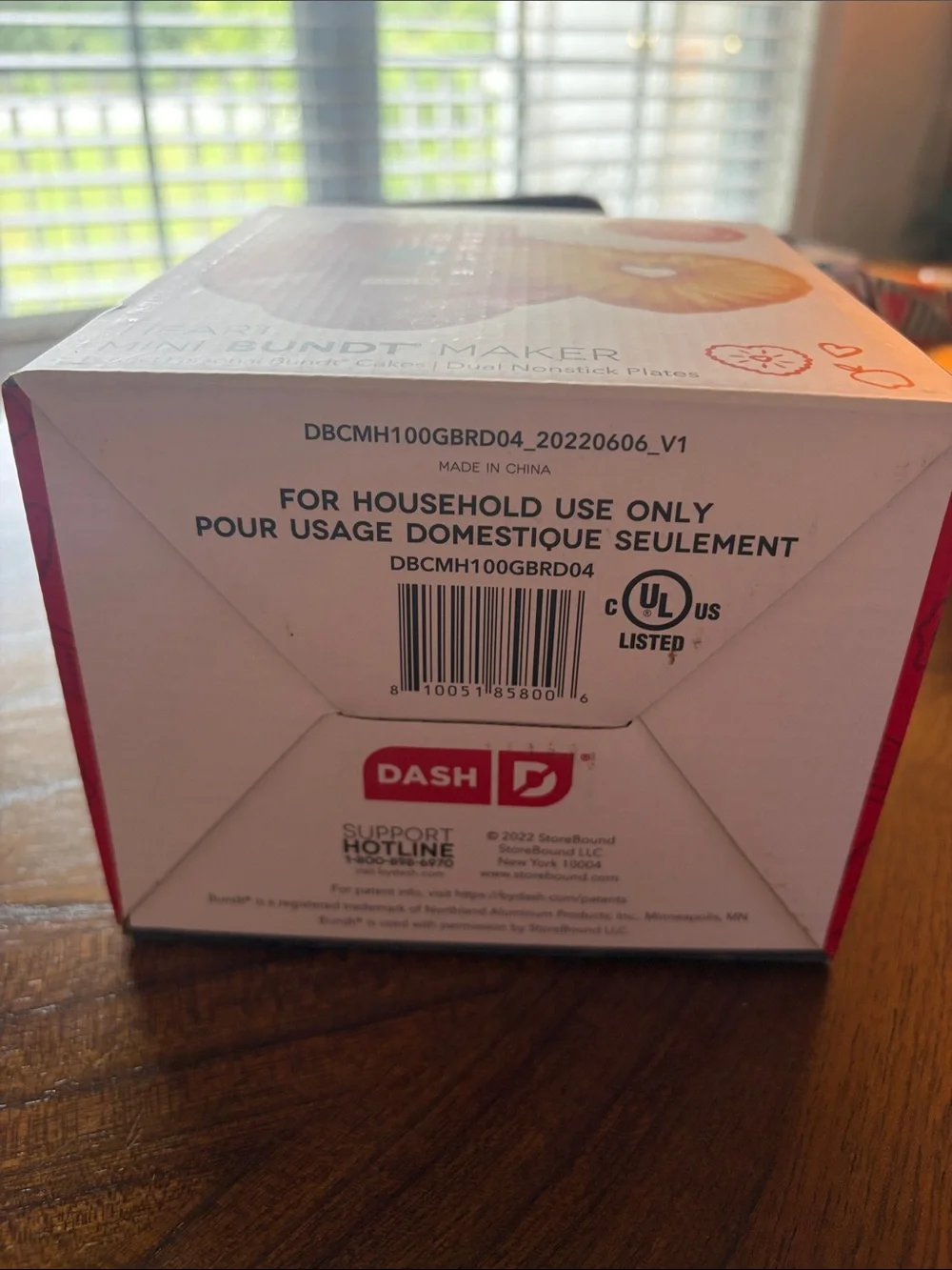 Dash compact red